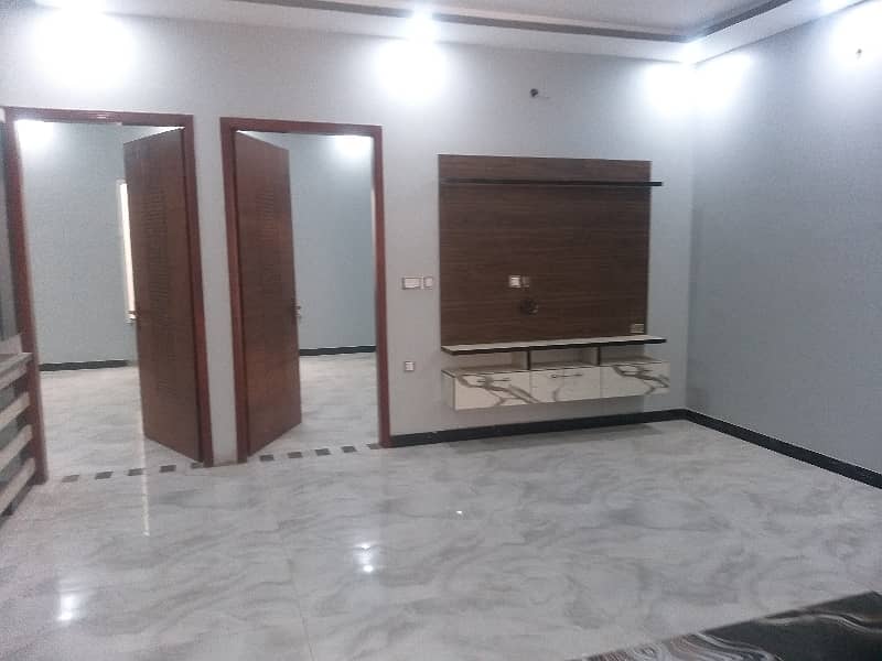 Upper Portion For Rent 5