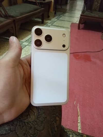 Iphone xr into 17pro