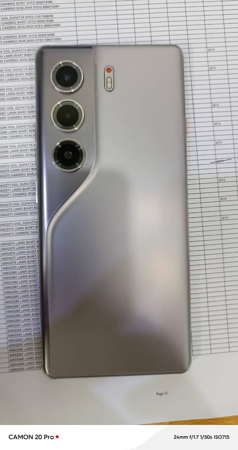 Tecno CAMON 40 Pro 0