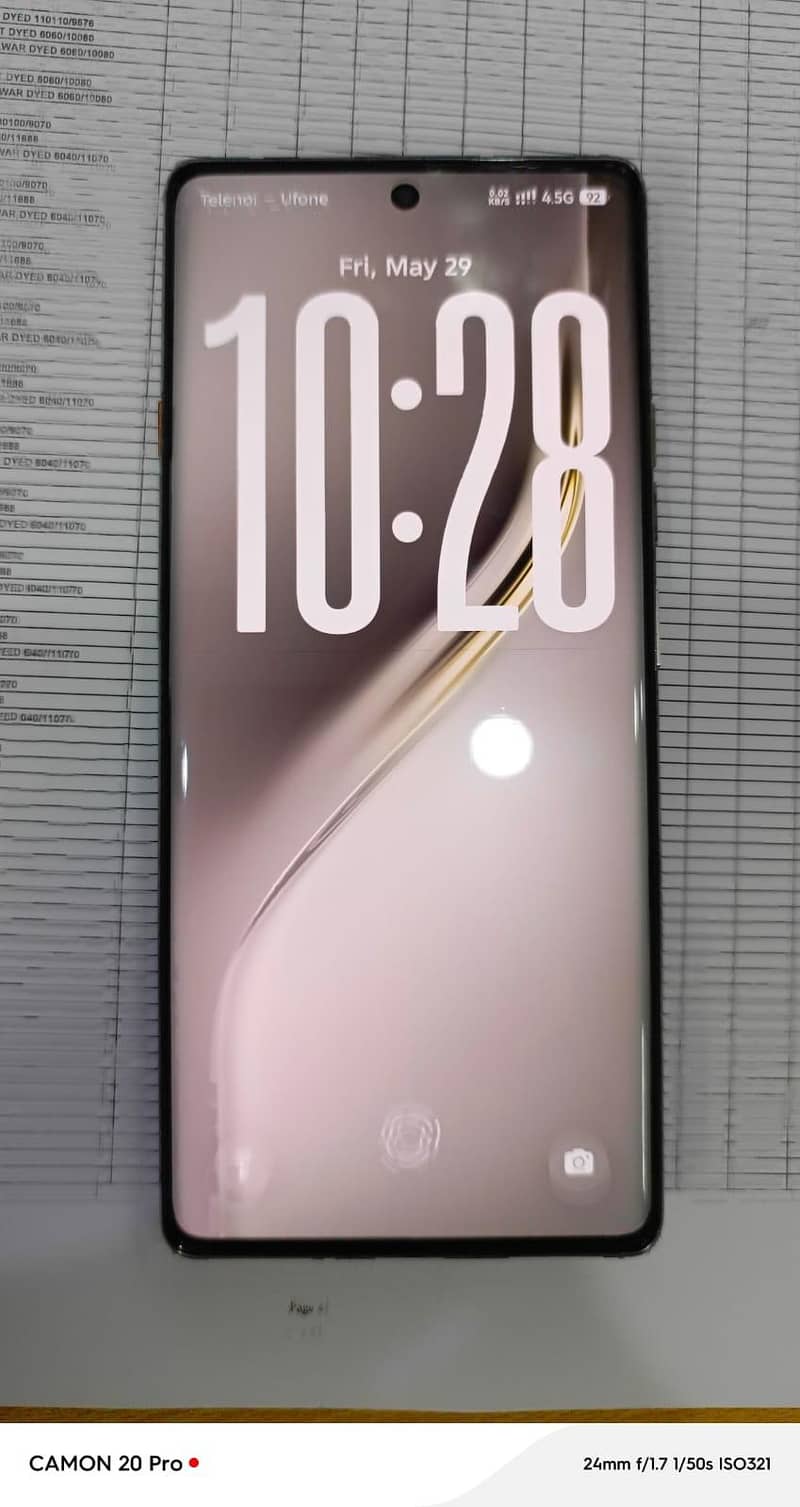 Tecno CAMON 40 Pro 1