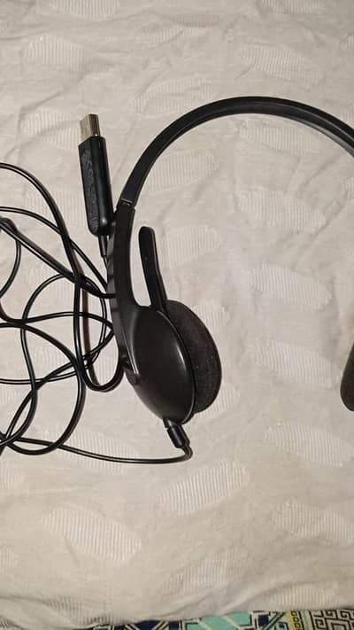 Logitech H340
