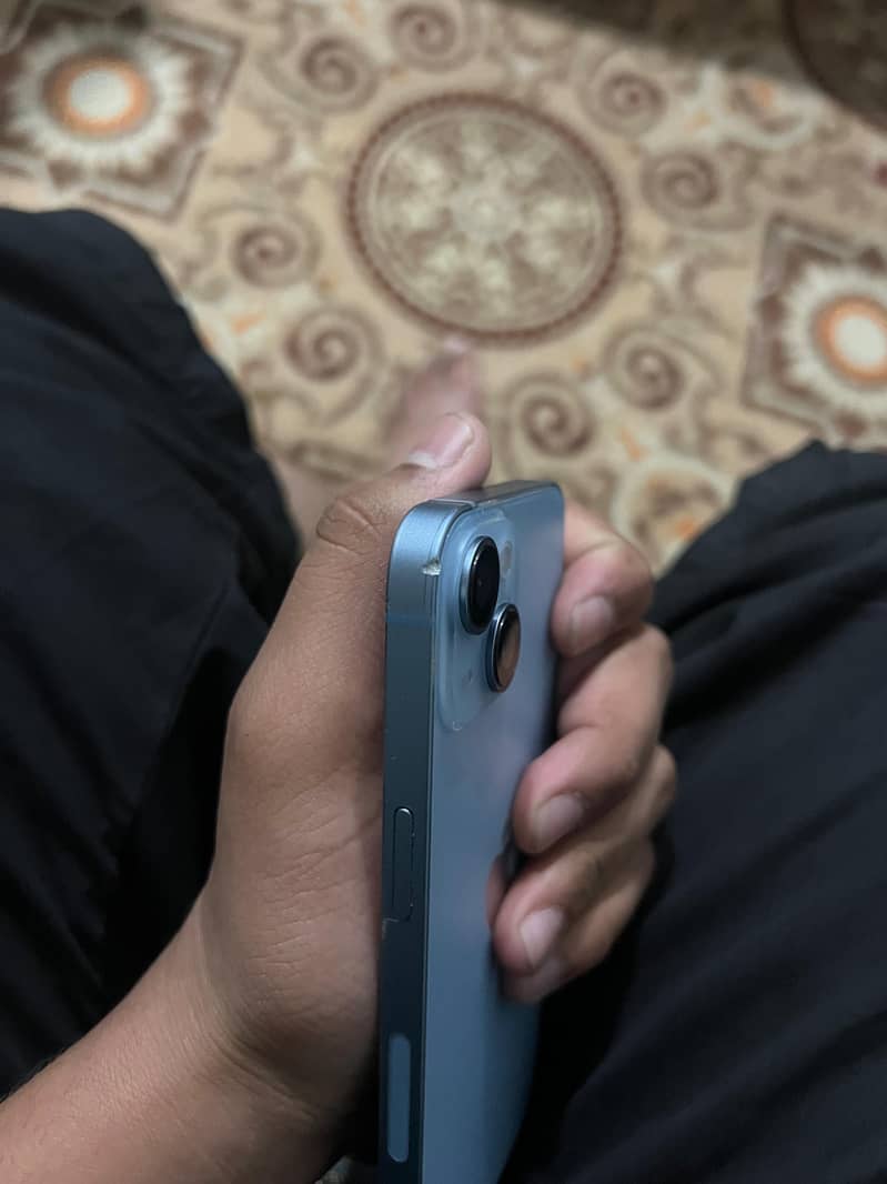 Apple iPhone 14 5