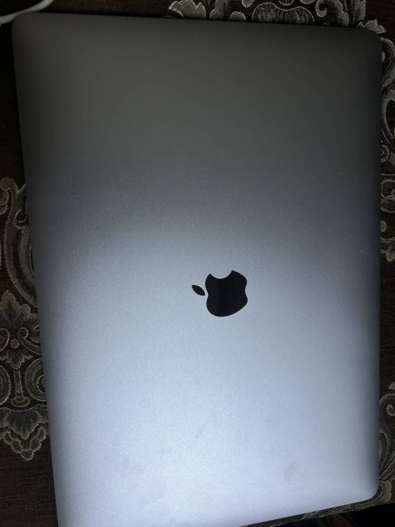 MacBook pro 2017 7
