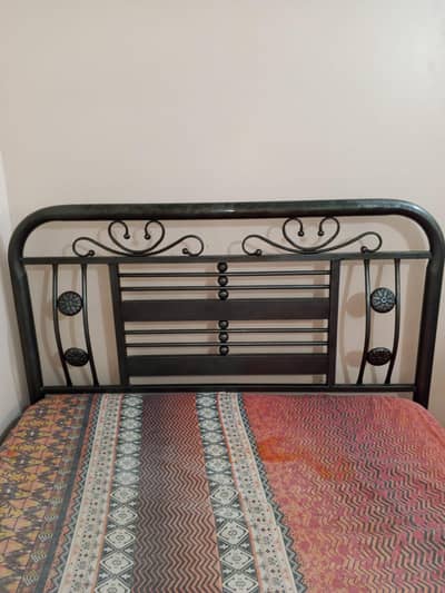 Single bed