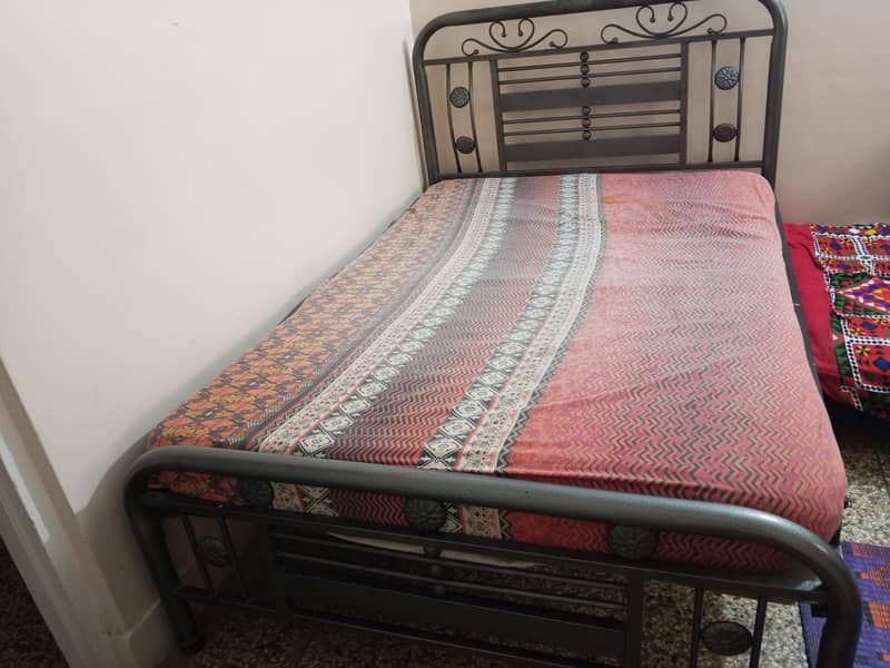 Single bed 1