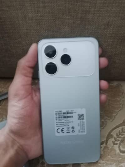 Tecno spark 40