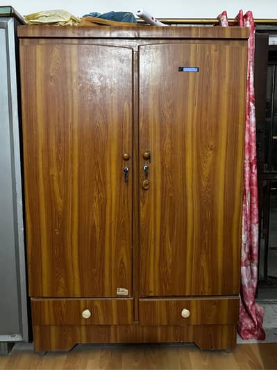 old hai par buht achi bani howi hqi