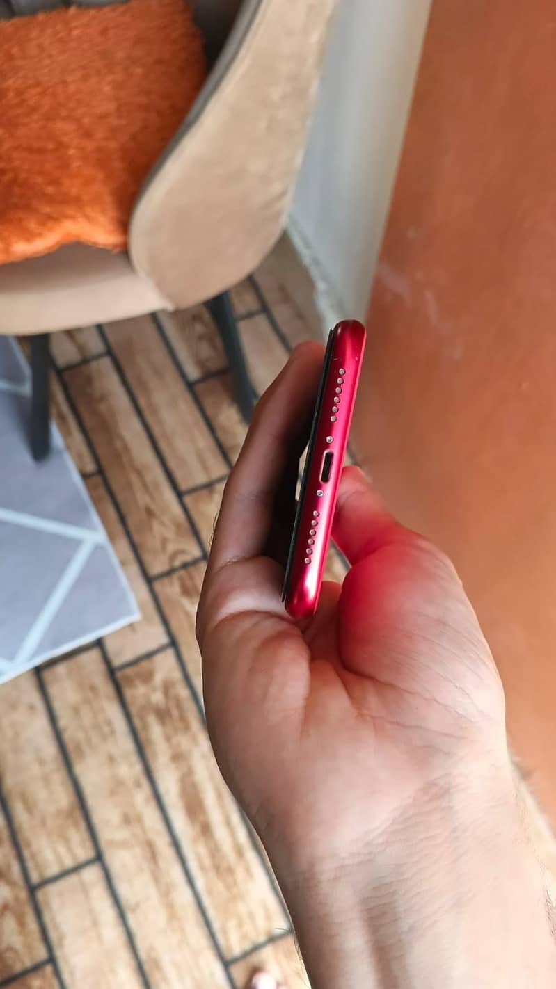 Apple iPhone 11 15