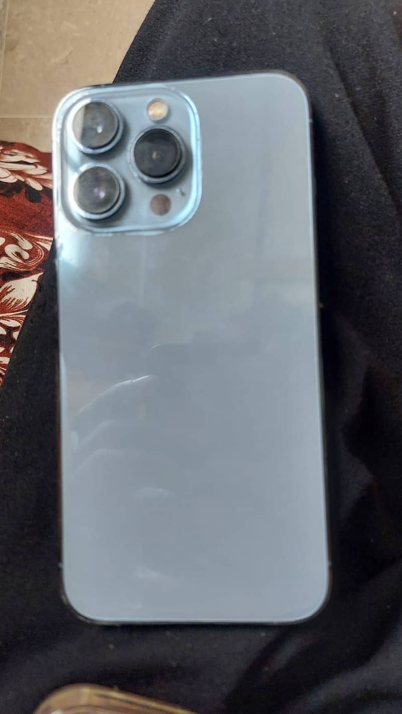 Apple iPhone 13 Pro 6