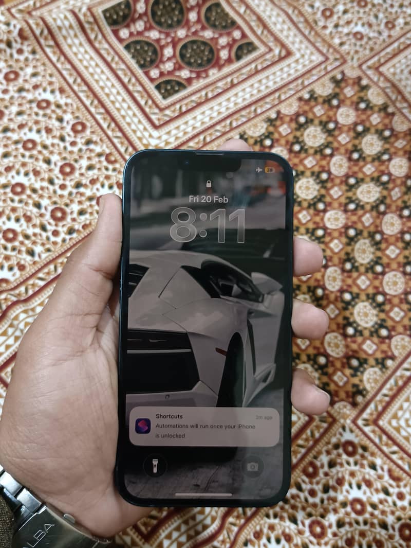 Apple iPhone 13 0