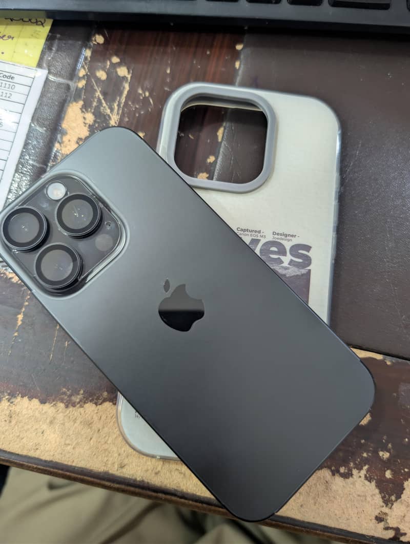 iPhone 16 Pro 0