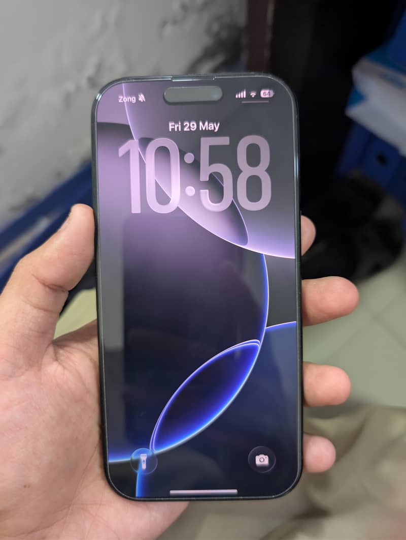 iPhone 16 Pro 11