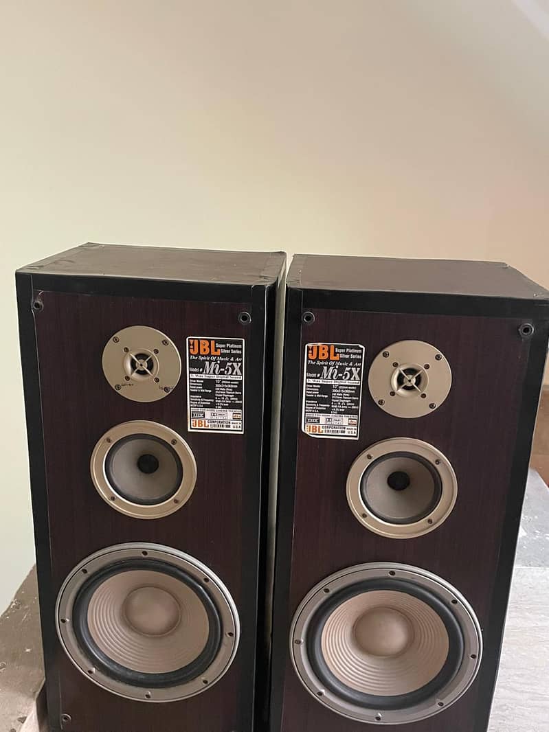 JBL speaker 4