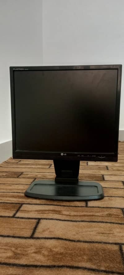 LG Flatron 19-inch LCD Monitor (L1954SM)