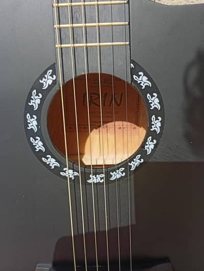 Brand New Beginner Acoustic Guitar (10/10 Condition) – Urgent Sale!