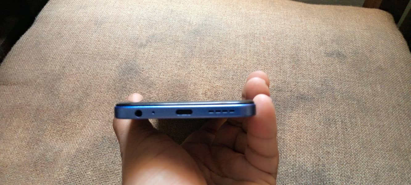 Mobile 4