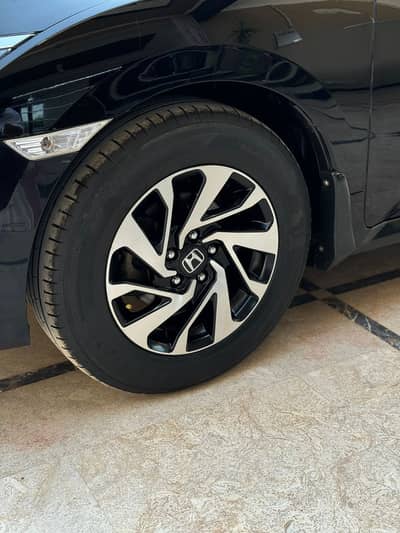 Honda civic oriel 2017