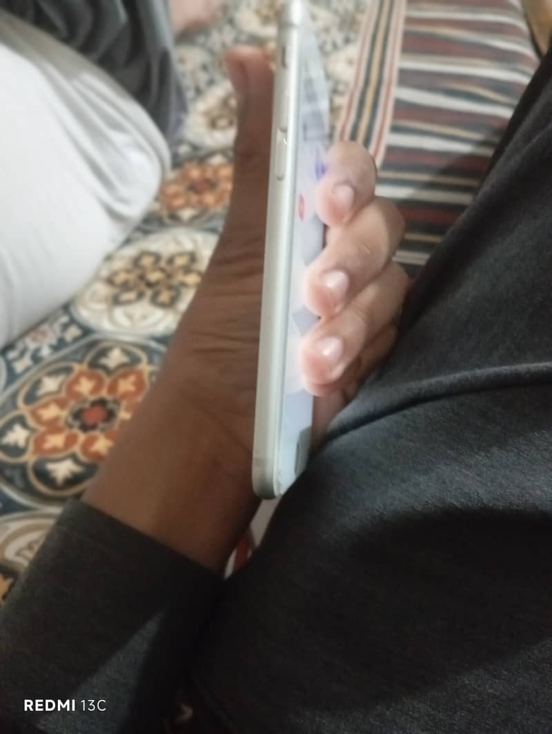 Apple iPhone 6 2