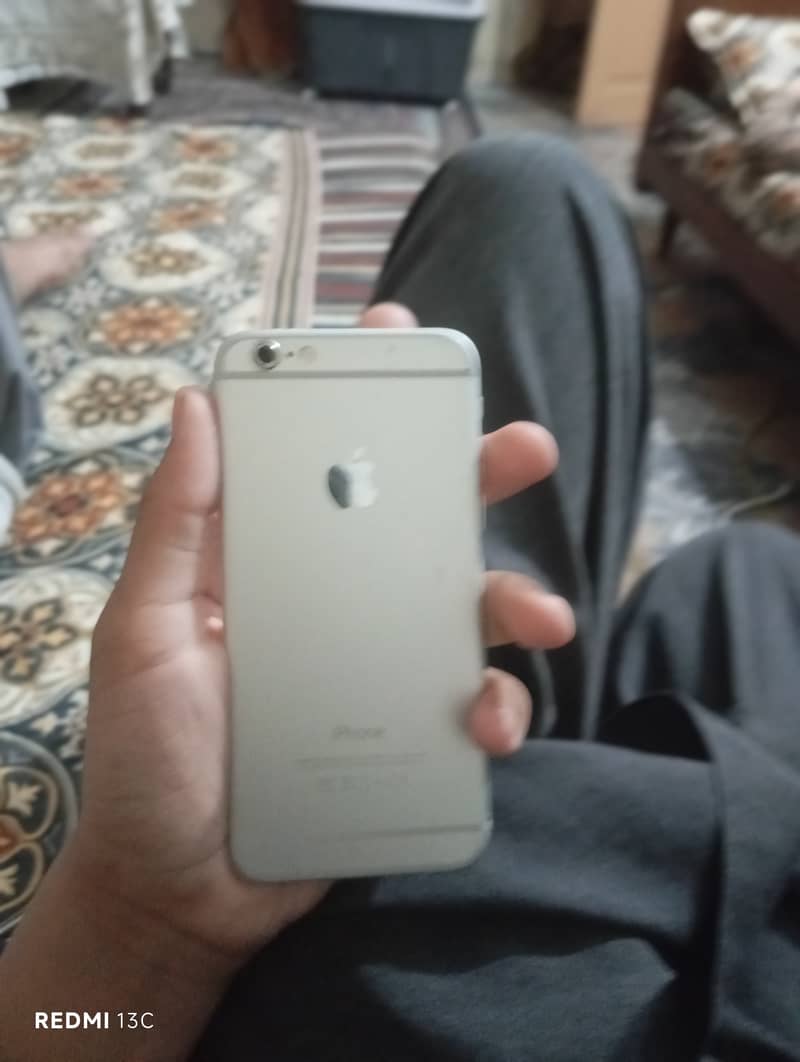 Apple iPhone 6 3