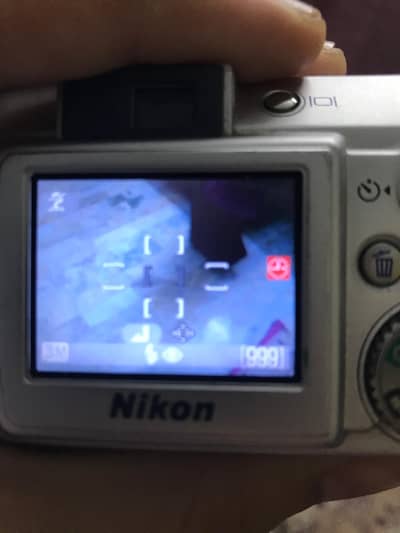 Canon coolpix camera at low price