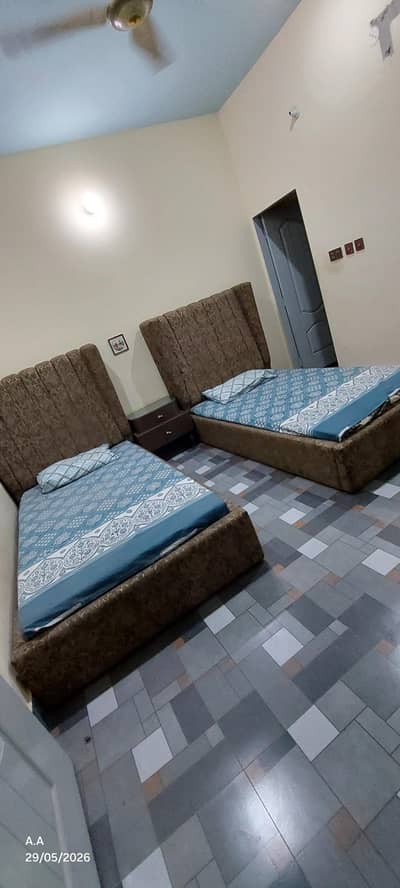2 single bed with console and mirror