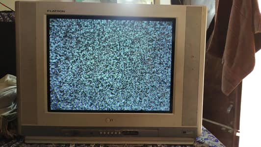 LG 21 Inch  TV For Sale – With Remote – Good Working Condition