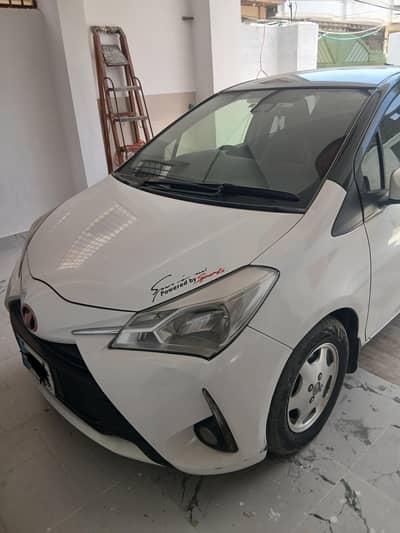 toyota vitz 2018