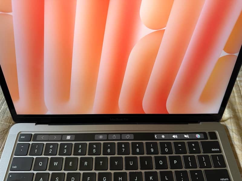 MacBook pro 2020 8