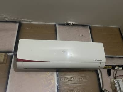 Haier DC inverter 1 Ton AC