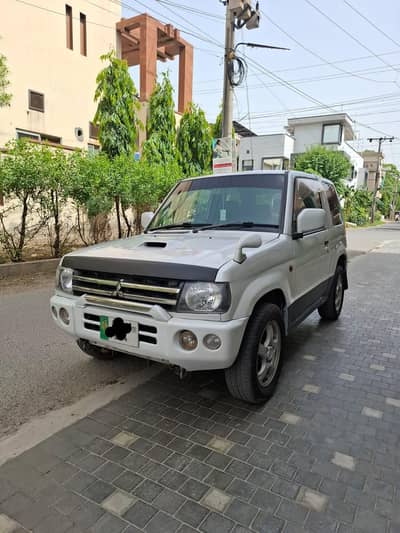 MITSUBISHI PAJERO MINI GENIUN CONDITION.