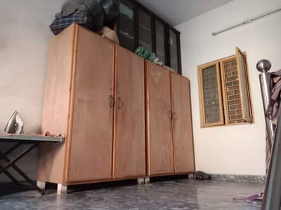 zahid boyes hostal Firdous markt Room available for rent signal room s