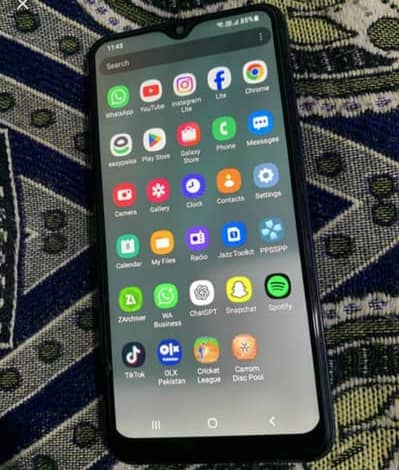 Samsung Mobile A10S 10/9 condition box k sath exchange possible