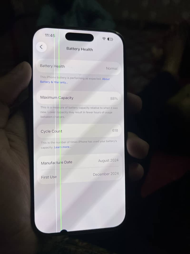 Apple iPhone 16 Pro 1
