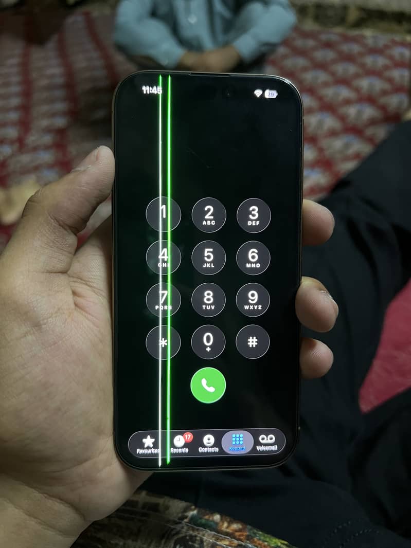 Apple iPhone 16 Pro 7