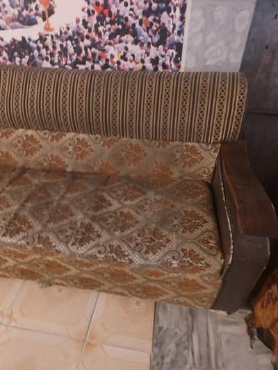 3 seater sofa good condition