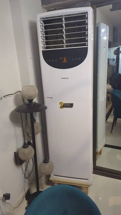 2 Ton Vertical AC 8/10 condition