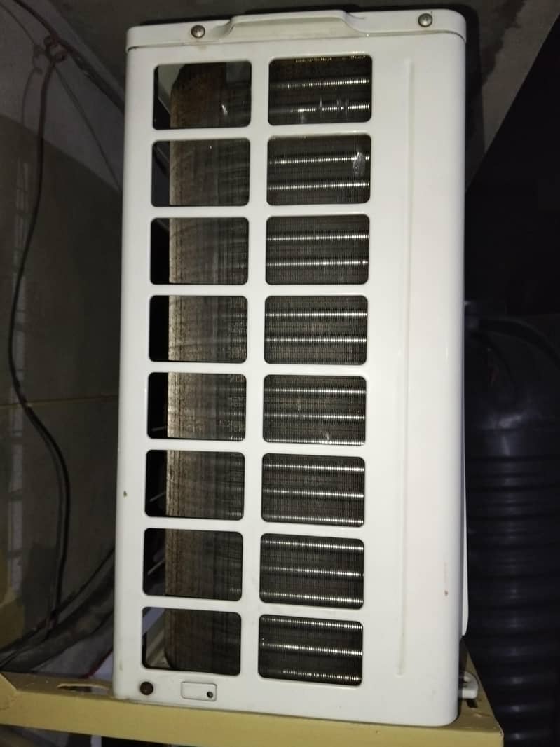 gree split  AC 1.5 ton 8