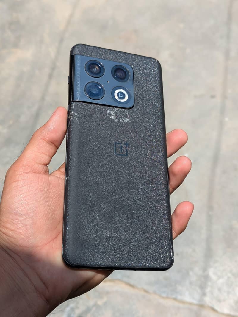 One Plus 10 Pro 3