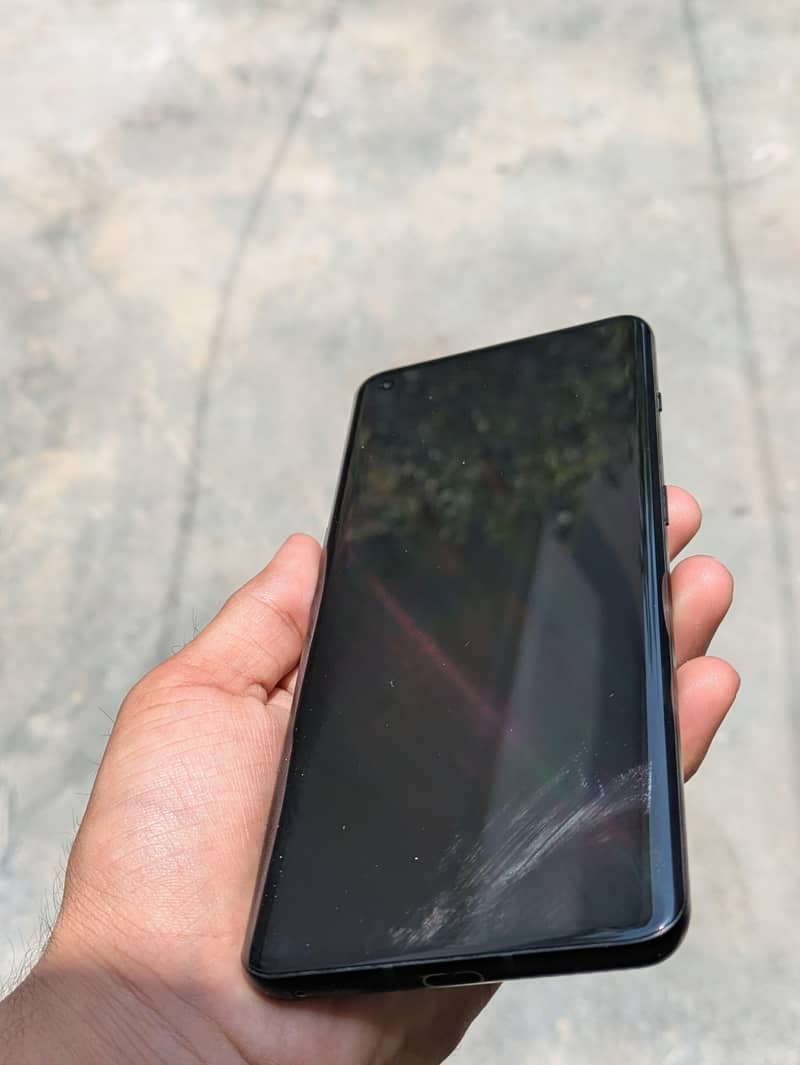 One Plus 10 Pro 7