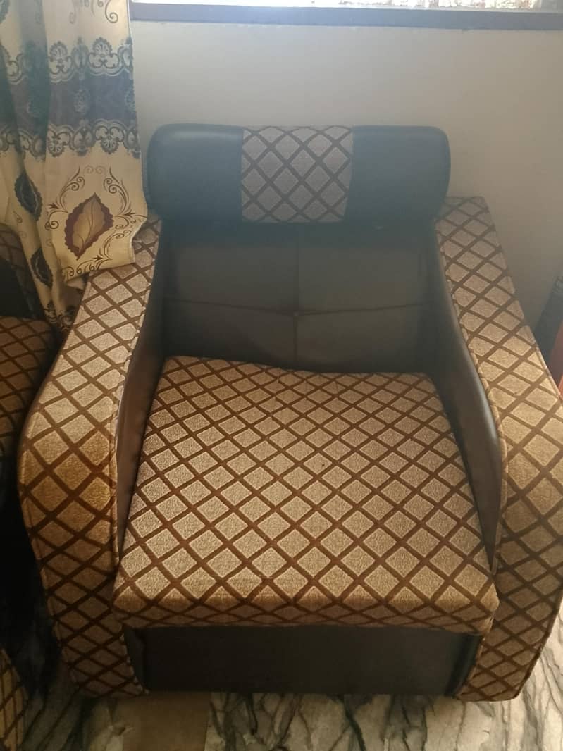 sofa set available 1