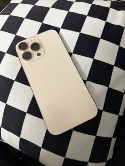 Apple iPhone 16 Pro Max