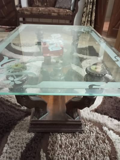 center and 2 side tables