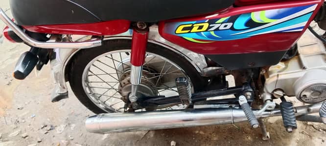 23/24 Honda Cd70 total jenuine Bike