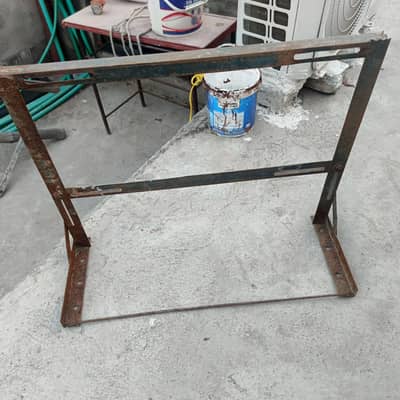 premium quality a. c stand