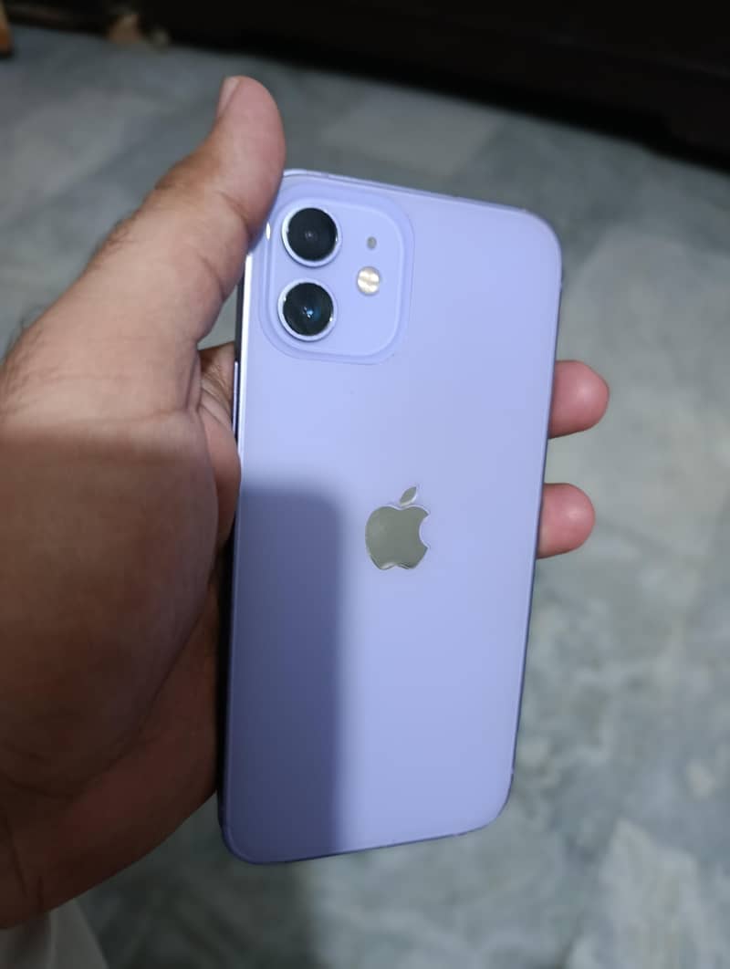 Apple iPhone 12 5