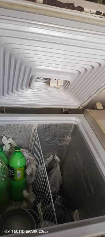 Waves deep freezer 2door good body as well other condition