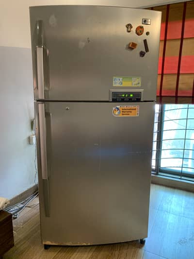REFRIGERATOR-FREEZER MODEL No. : GR-G712JTQ