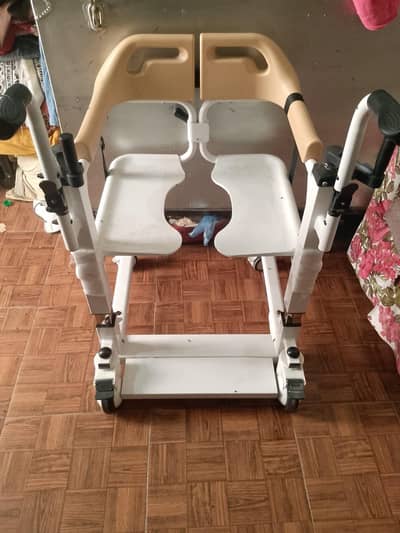 “Hydraulic Commode Chair | Adjustable Patient Toilet Chair
