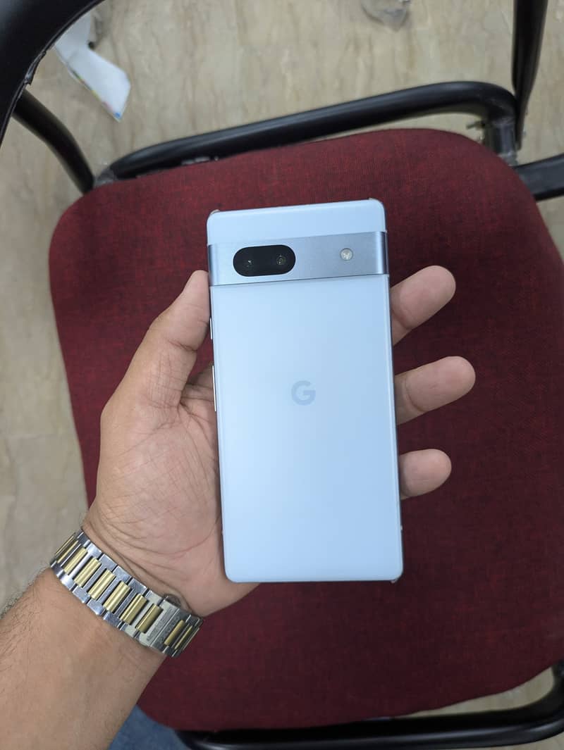 Google Pixel 7a 5