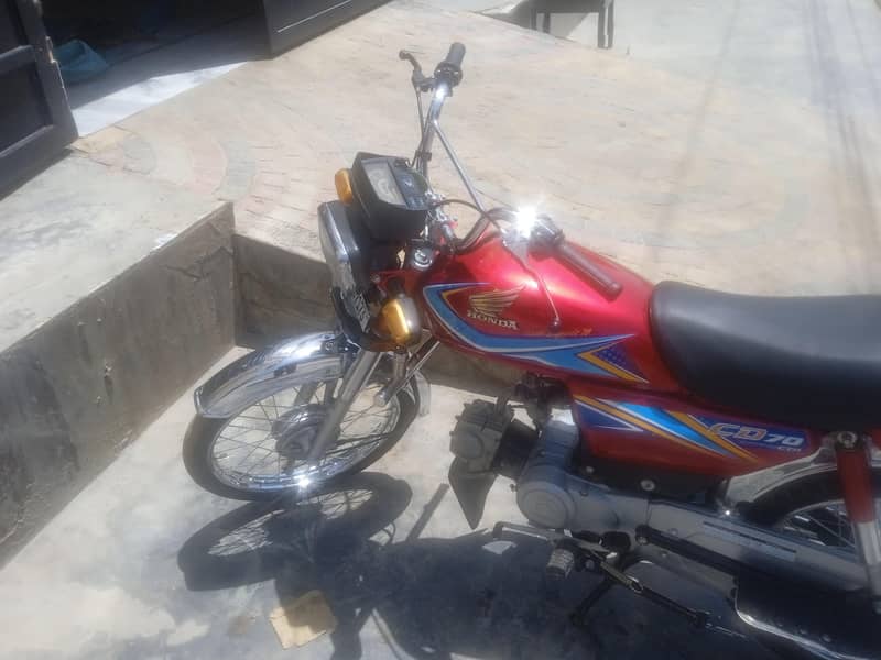 موٹر سائیکل سیل 8